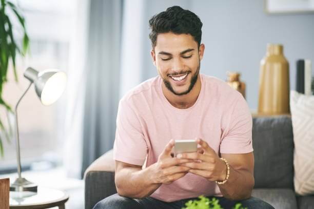 How to Flirt Through Text with Her